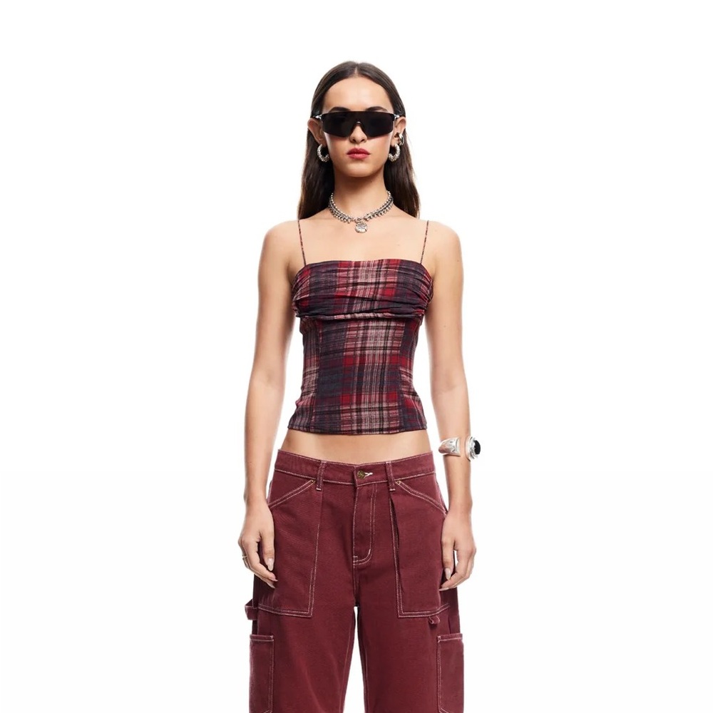 Lioness Humphrey Camo Crimson Plaid
